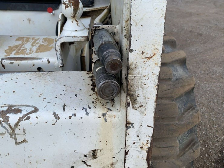 bobcat-743b-image-19