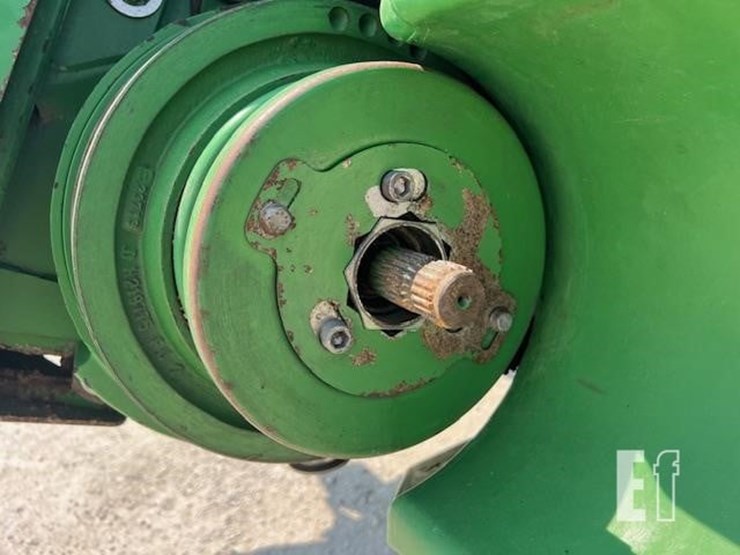 2014-john-deere-s670-image-15