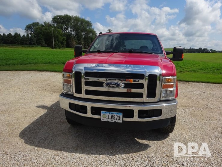 2010-ford-f250-xlt-image-4
