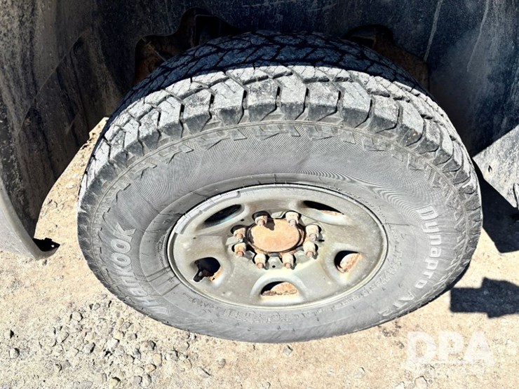 2008-chevrolet-2500-image-21