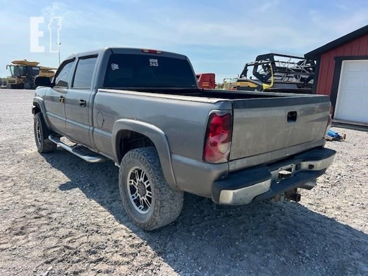 2006-chevrolet-silverado-2500hd-image-46