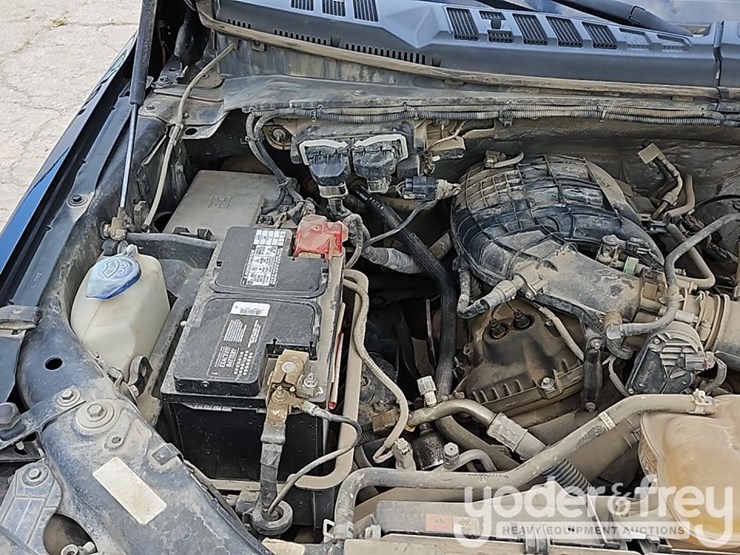 2016-ford-f150-image-16
