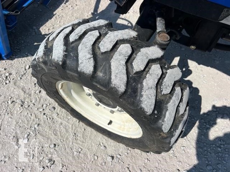 2008-new-holland-t2220-image-21