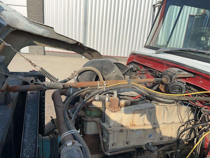 1982-ford-lt9000-image-34