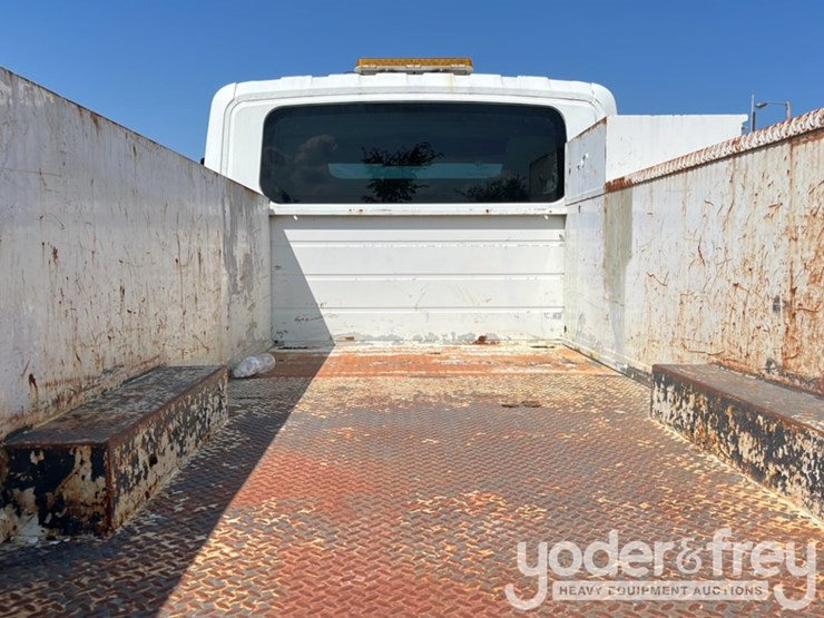 2003-international-durastar-4300-image-17