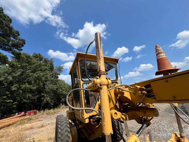 caterpillar-140g-image-48