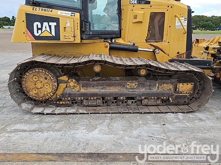 2016-caterpillar-d6k2-lgp-image-8