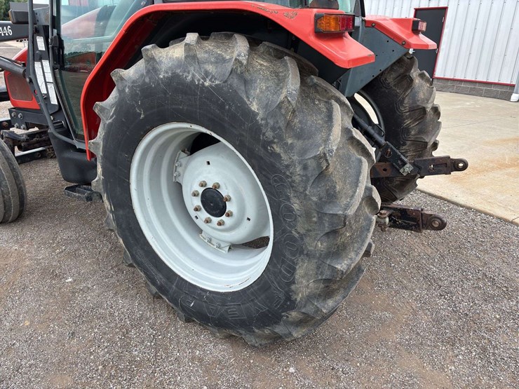 massey-ferguson-4225-image-5