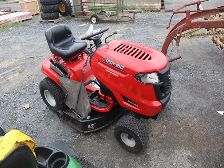 troy-bilt-bronco-image-1