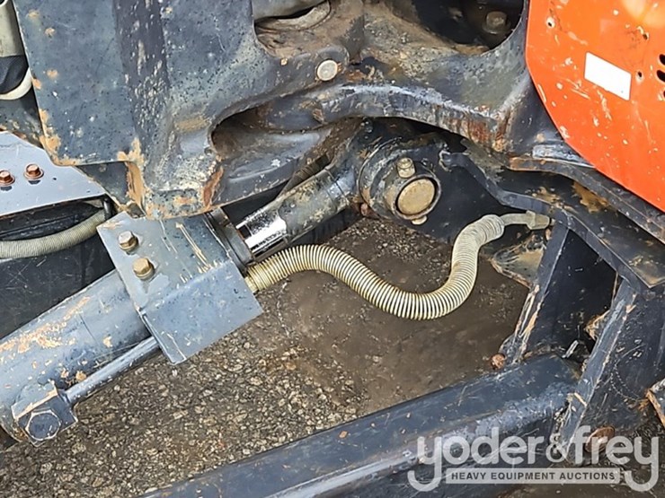 2019-kubota-kx040-4-image-26