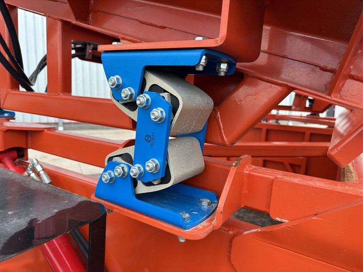 north-42-top-soil/rock-screener-image-17