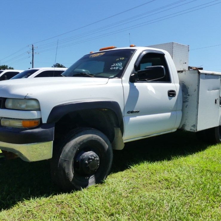 2002 CHEVROLET 3500