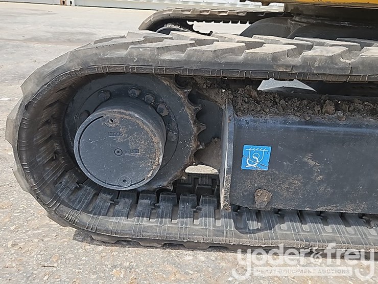 2023-deere-35g-image-9