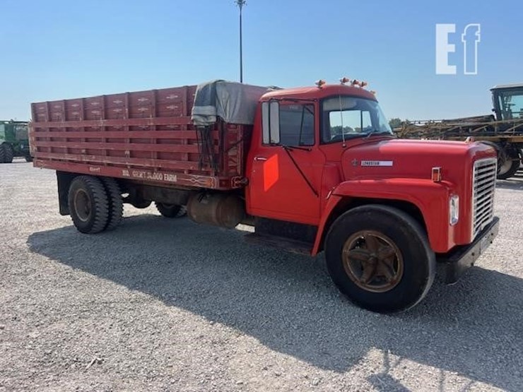1972-international-s1600-image-10