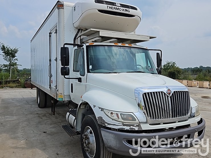 2015-international-durastar-4300-image-23