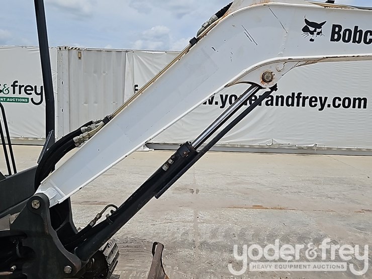 2019-bobcat-e35-image-15