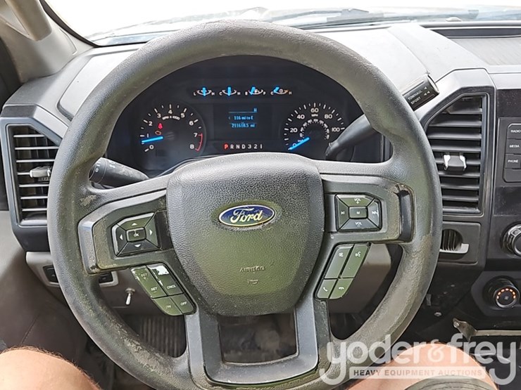 2016-ford-f150-image-29