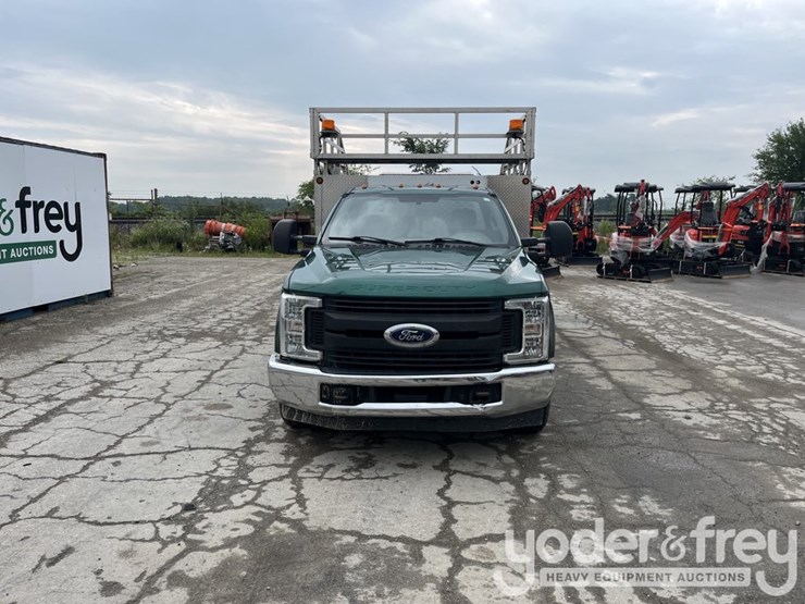 2017-ford-f350-sd-image-9