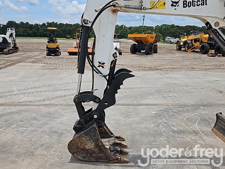 2019-bobcat-e35-image-18