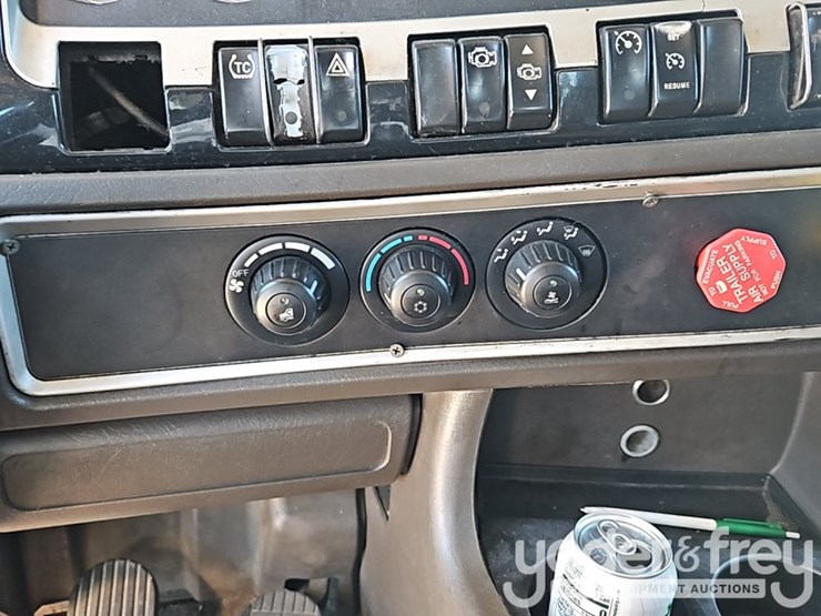 2007-kenworth-t600-image-49