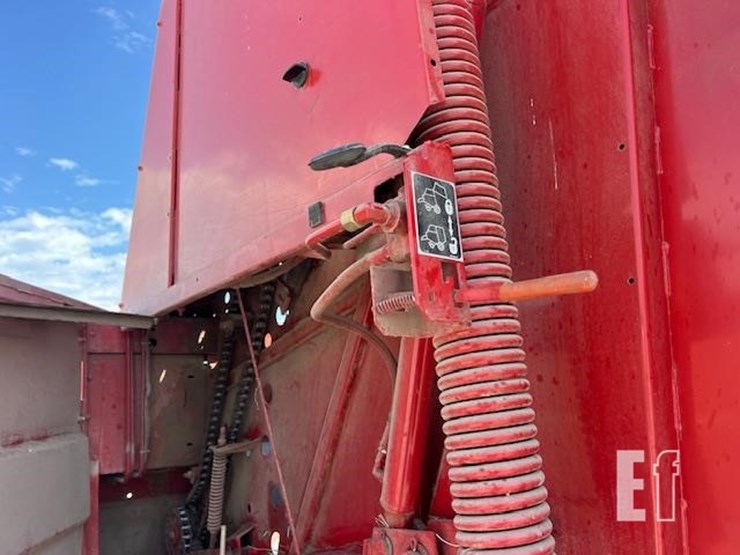 new-holland-688-image-22