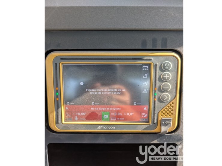 2022-deere-850l-lgp-image-39