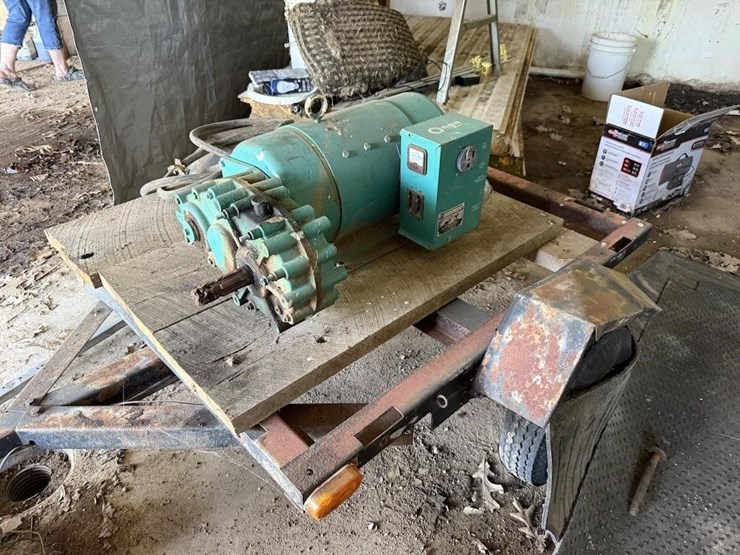 onan-15.0-uf-3-alternator-image-2