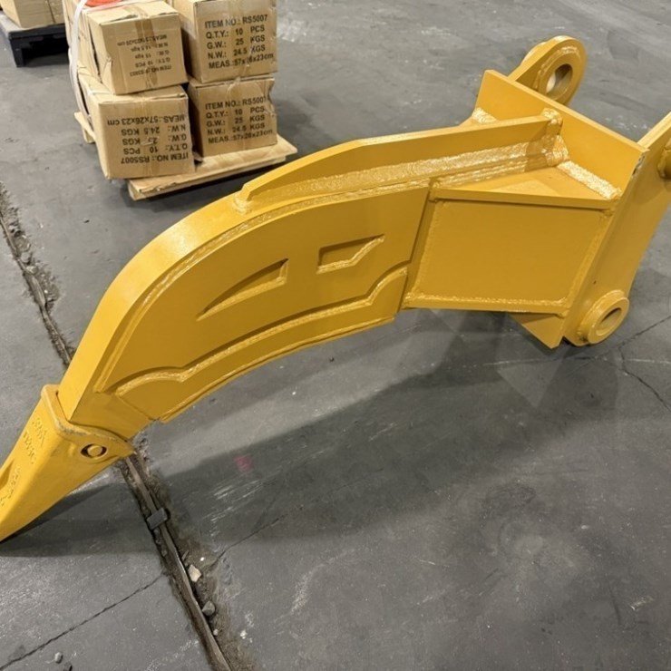 2025 CATERPILLAR 320