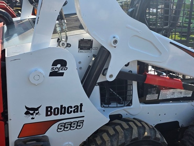 2019-bobcat-s595-image-15