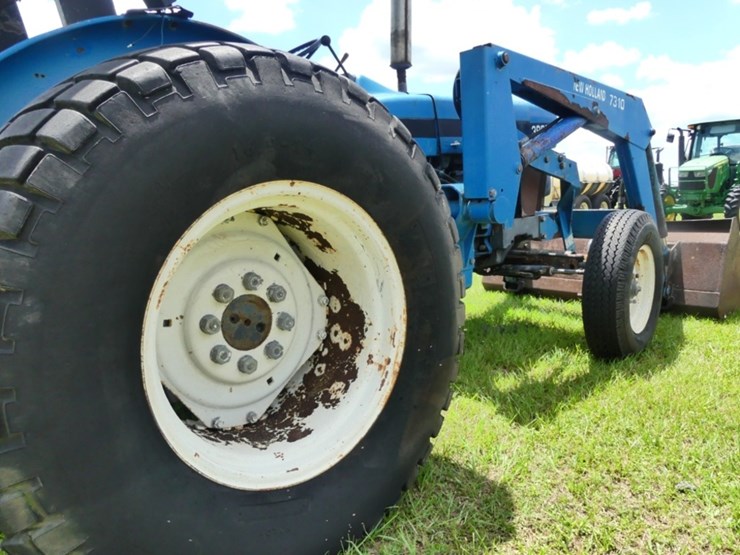 new-holland-3930-image-6