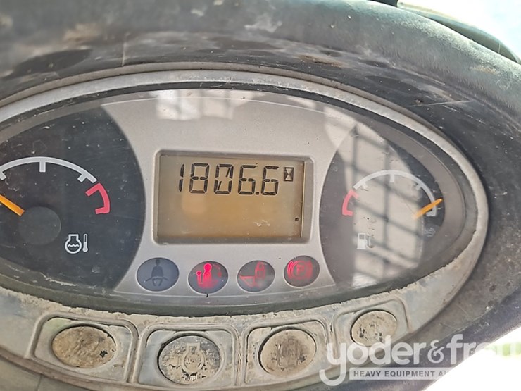 2018-bobcat-t590-image-30