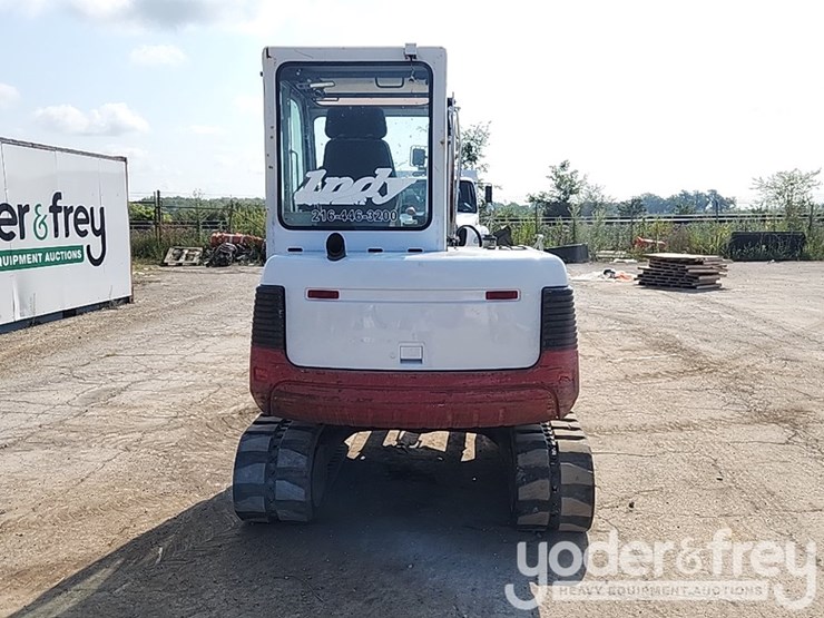 2005-takeuchi-tb145-image-32
