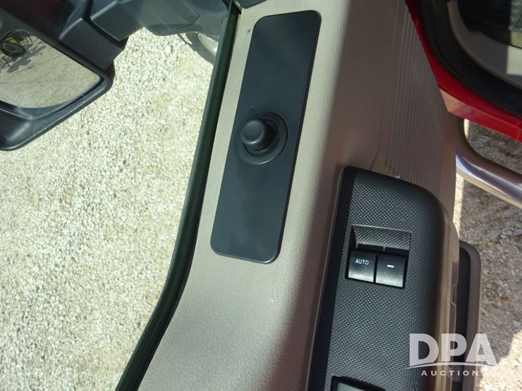 2010-ford-f250-xlt-image-73