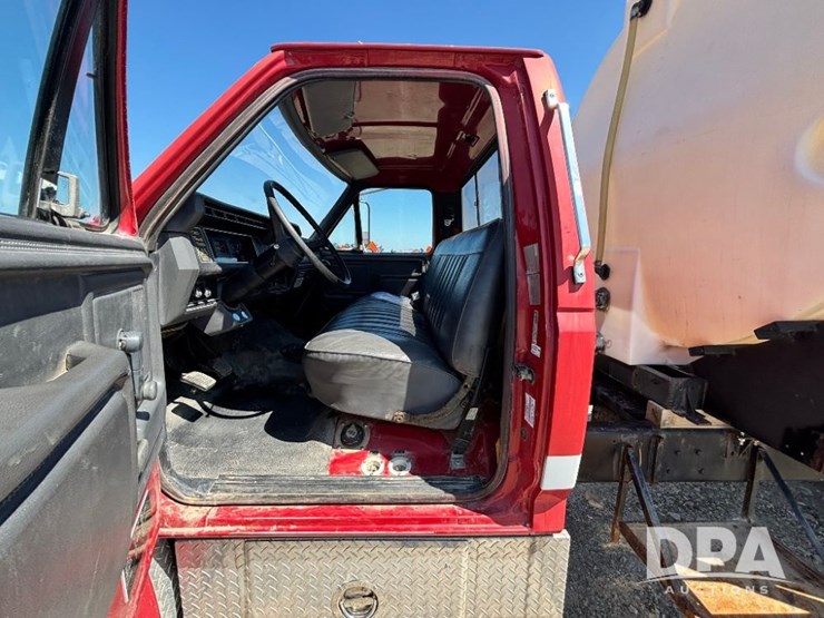 1992-ford-f700-image-72