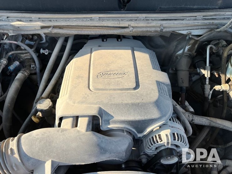 2009-gmc-3500-image-61