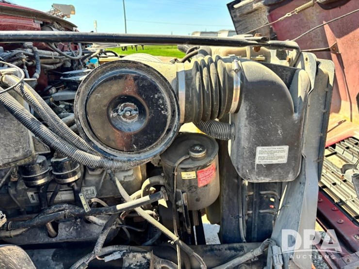 1992-ford-f700-image-59