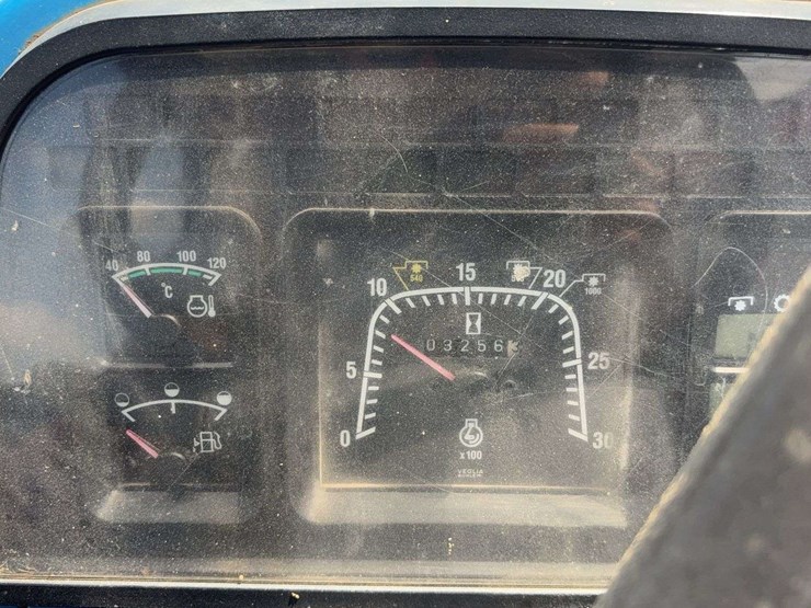 ford-7740-image-17