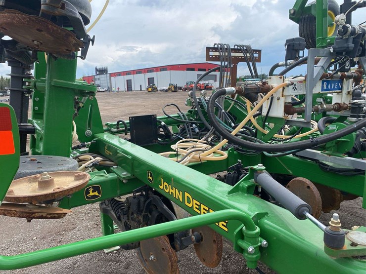 john-deere-2510h-image-12