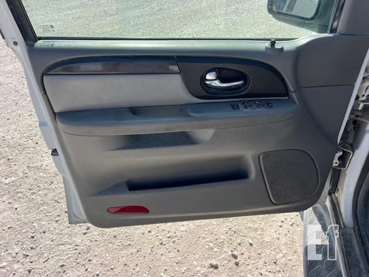 2006-gmc-envoy-image-23