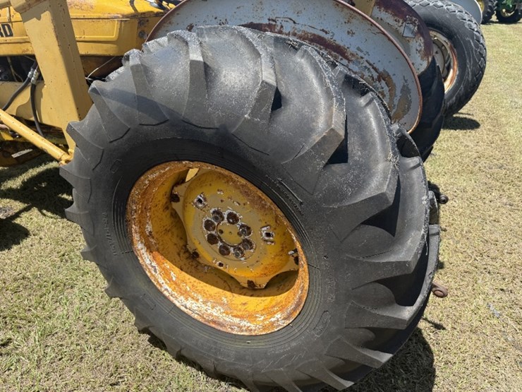 ford-tractor-image-7