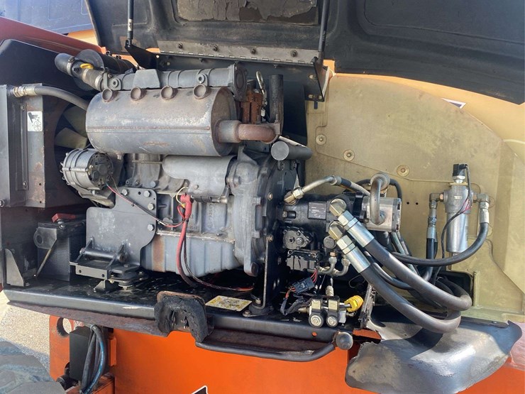2004-jlg-600s-image-15