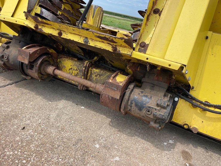 john-deere-688-image-32