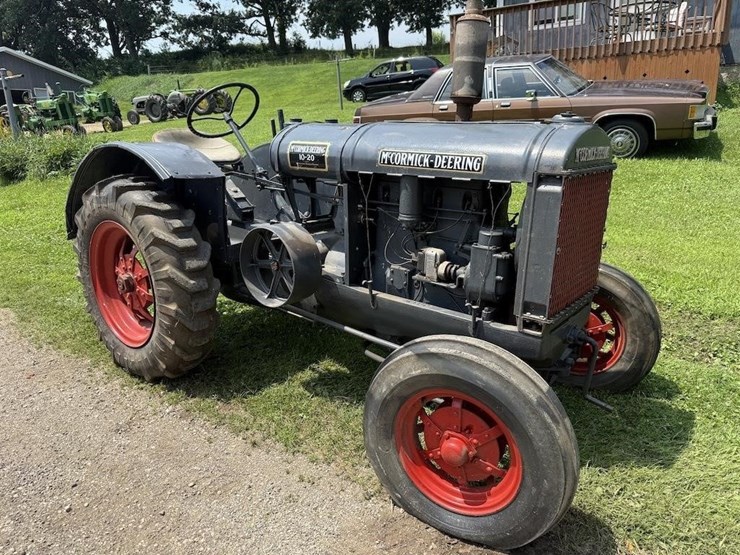 mccormick-deering-10-20-tractor-image-3