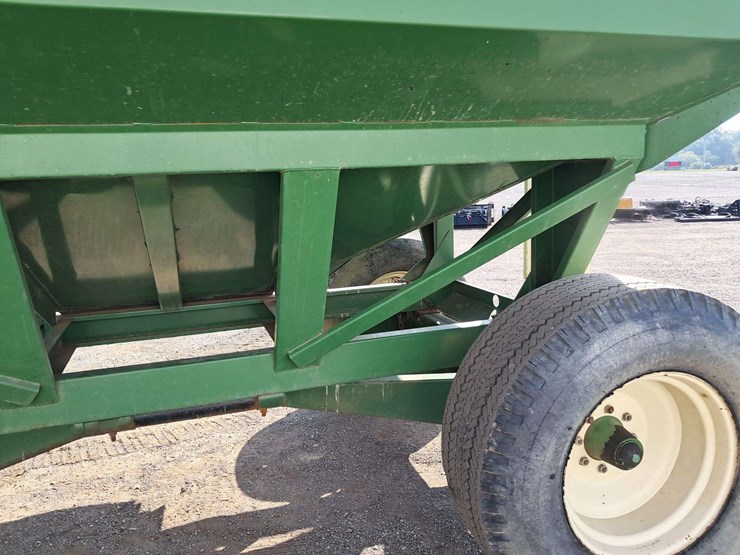 g&m-350-gravity-wagon-image-11