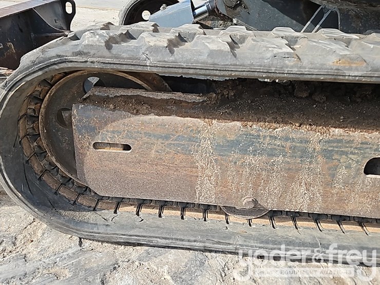 2021-kobelco-sk30sr-image-23