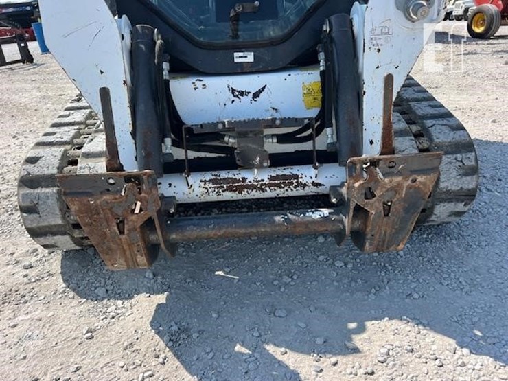 2021-bobcat-t595-image-8