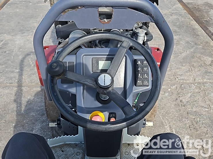 2018-dynapac-cc1200-image-24