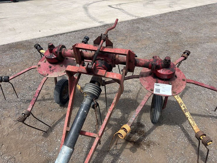 new-holland-tedder-image-6