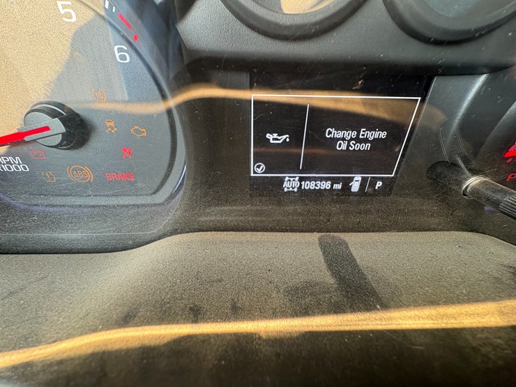 2020-chevrolet-silverado-1500-image-43