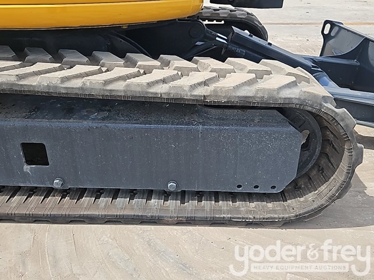 2023-deere-35g-image-12